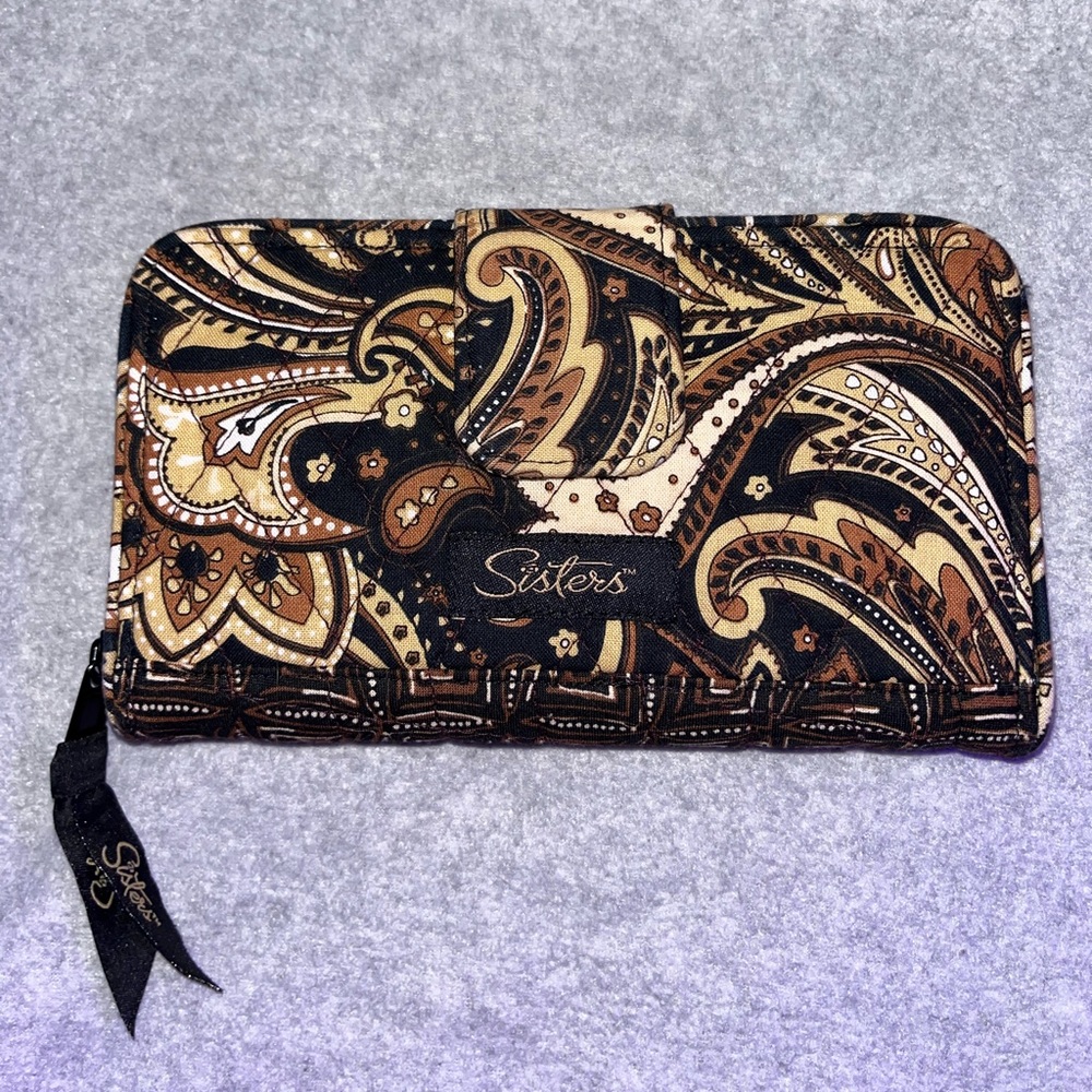Floral Paisley Clutcb